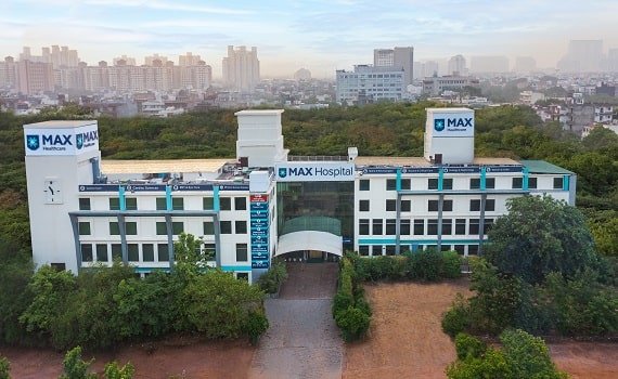 Max Super Speciality